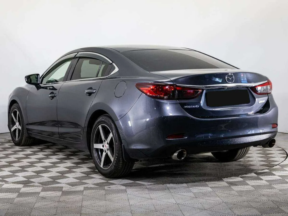 Mazda 6