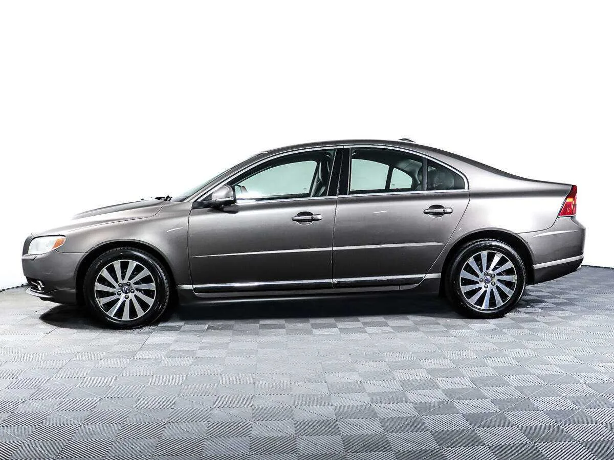 Volvo S80