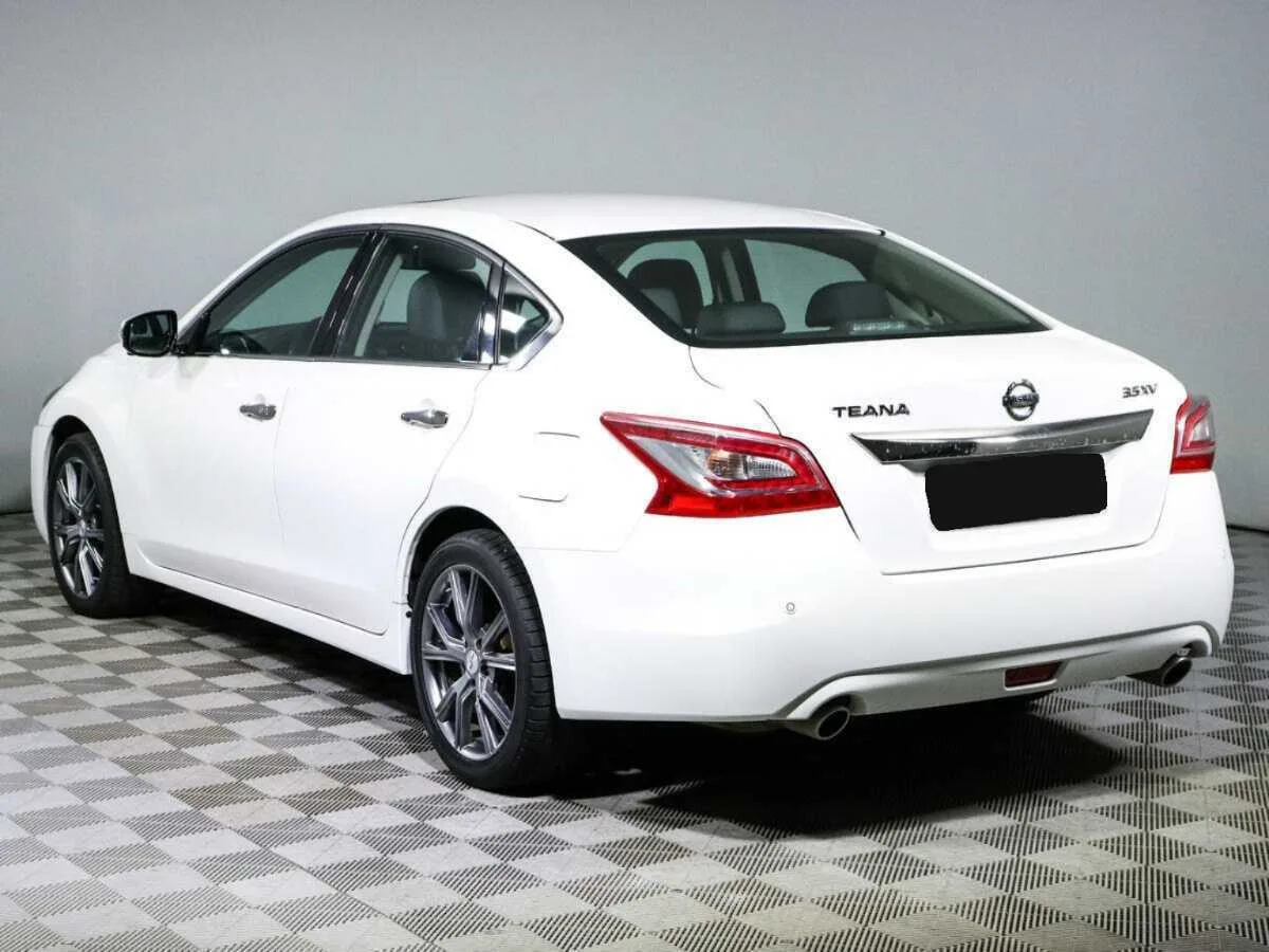 Nissan Teana