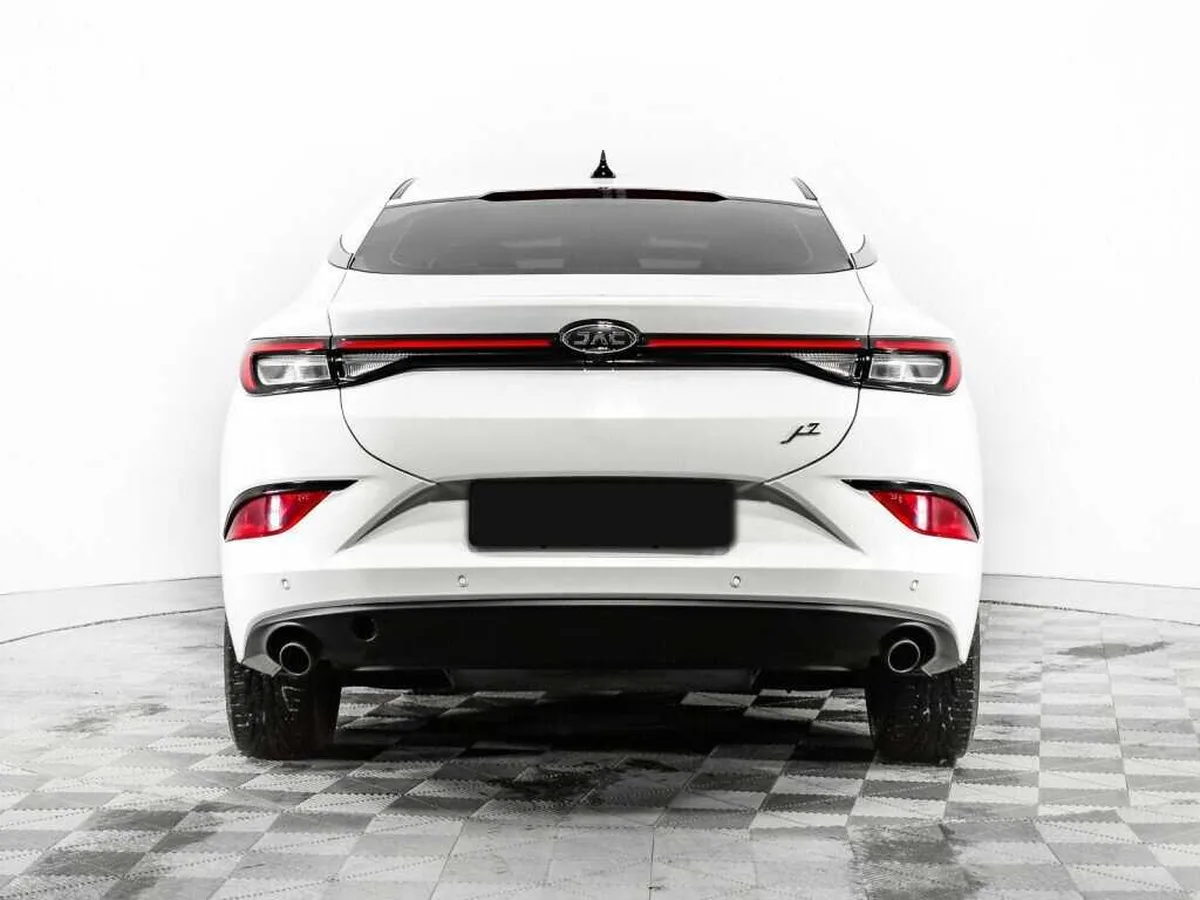 JAC J7