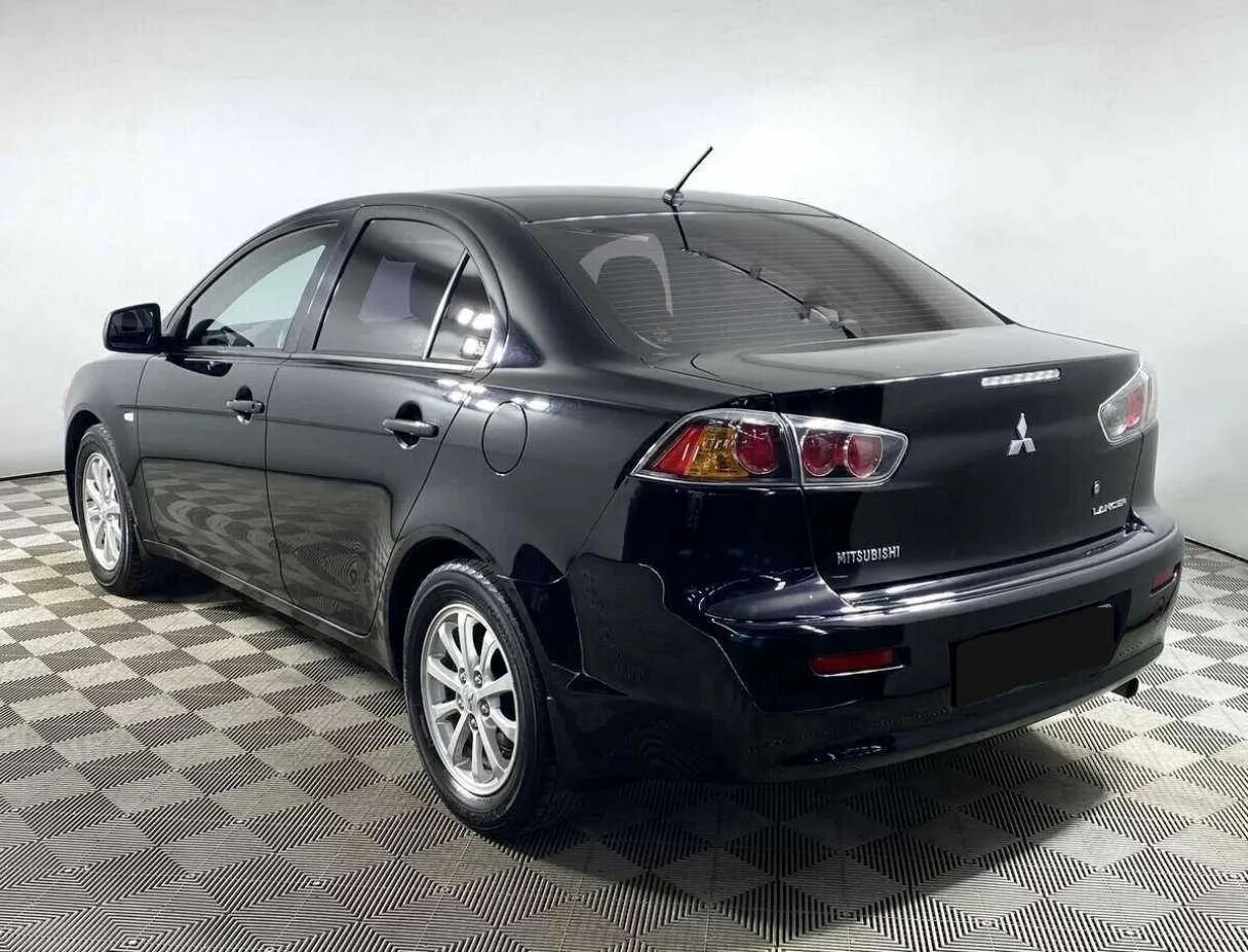 Mitsubishi Lancer