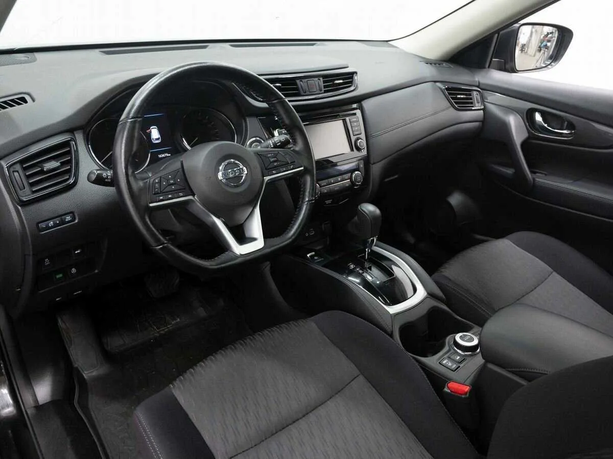 Nissan X Trail