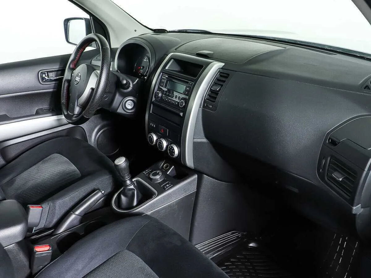 Nissan X Trail