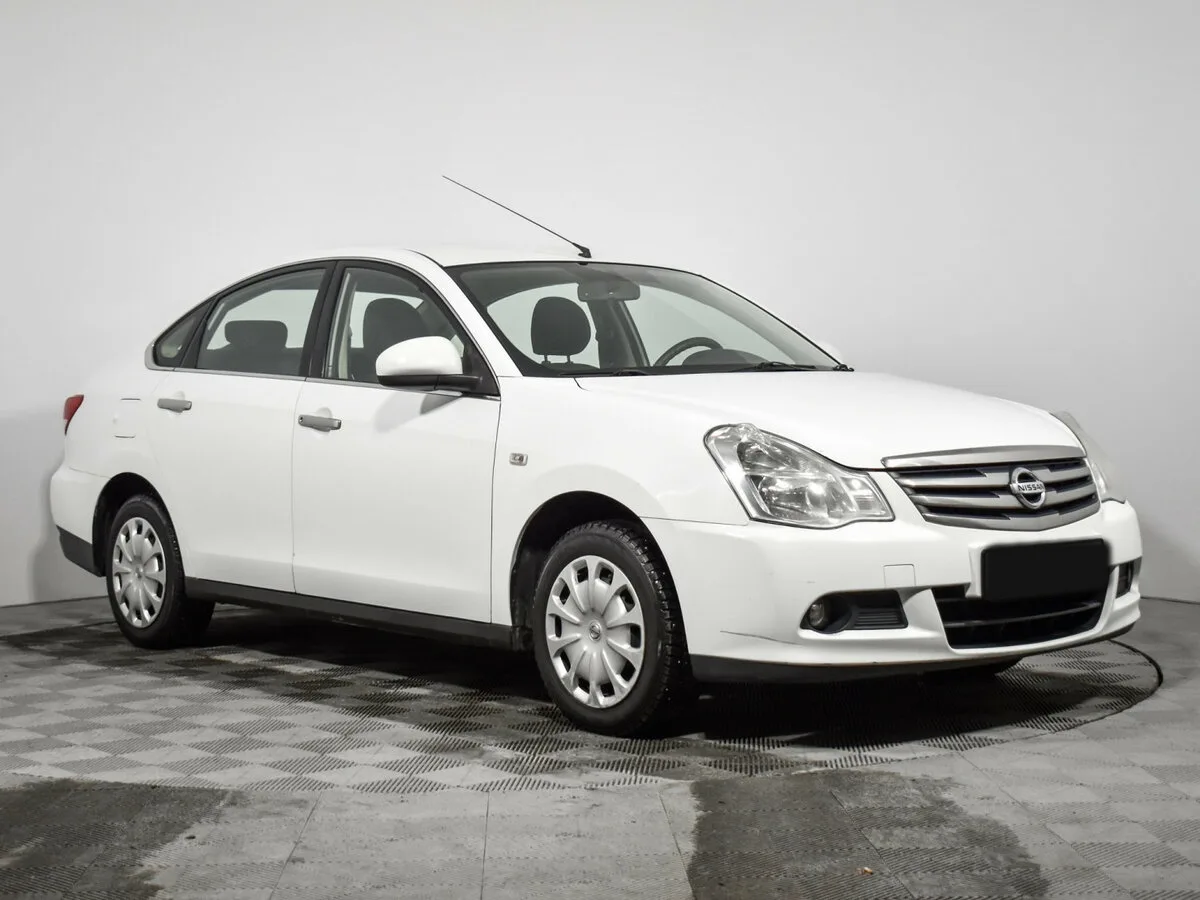 Nissan Almera