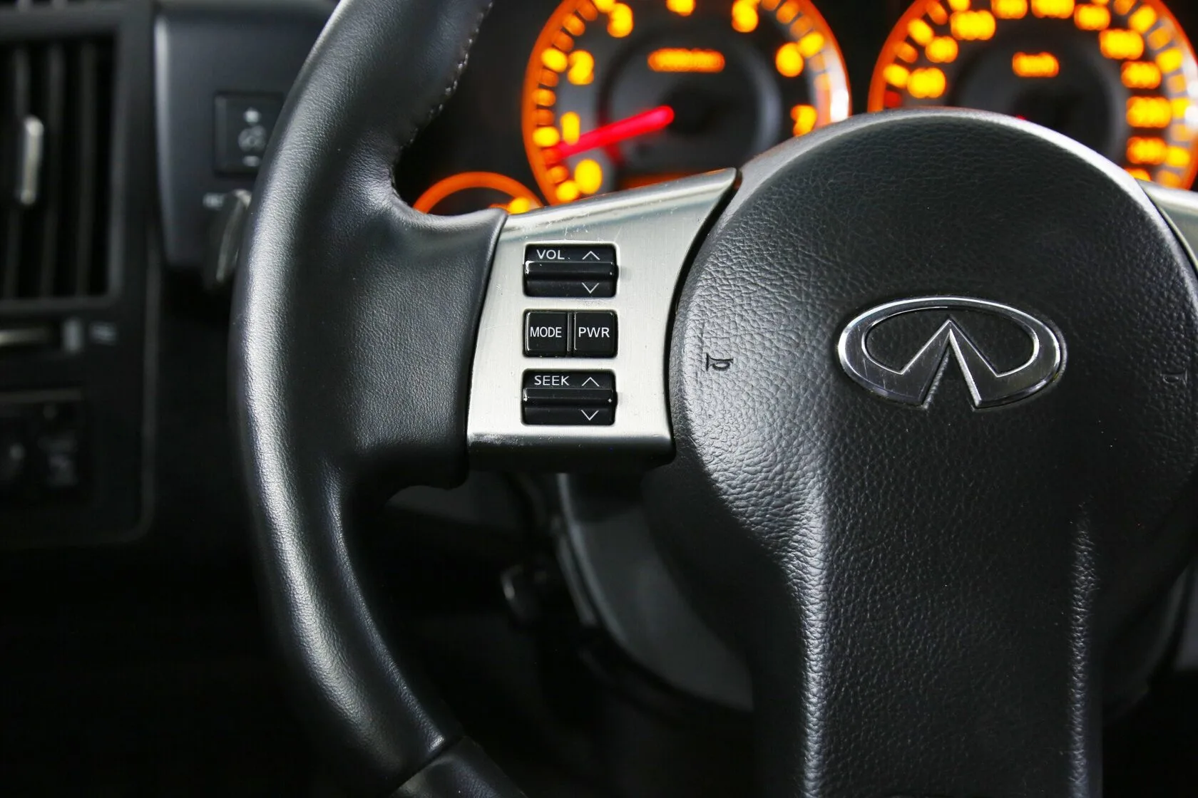 Infiniti FX