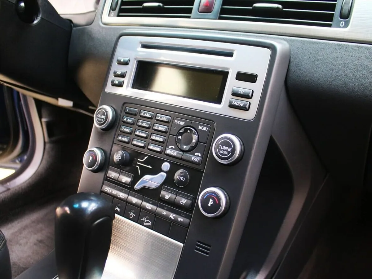 Volvo XC70