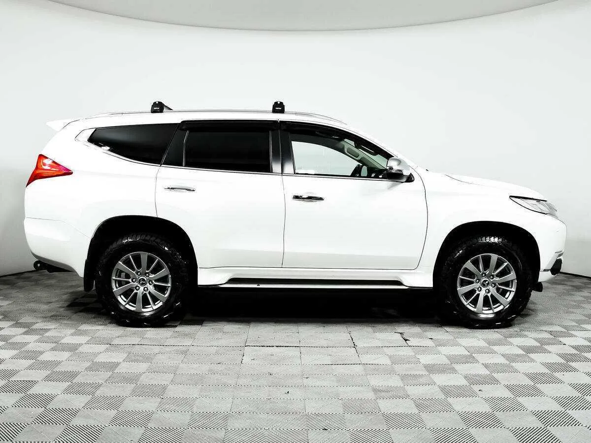 Mitsubishi Pajero Sport