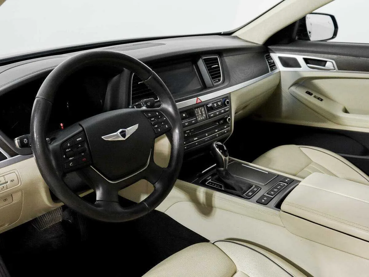 Hyundai Genesis