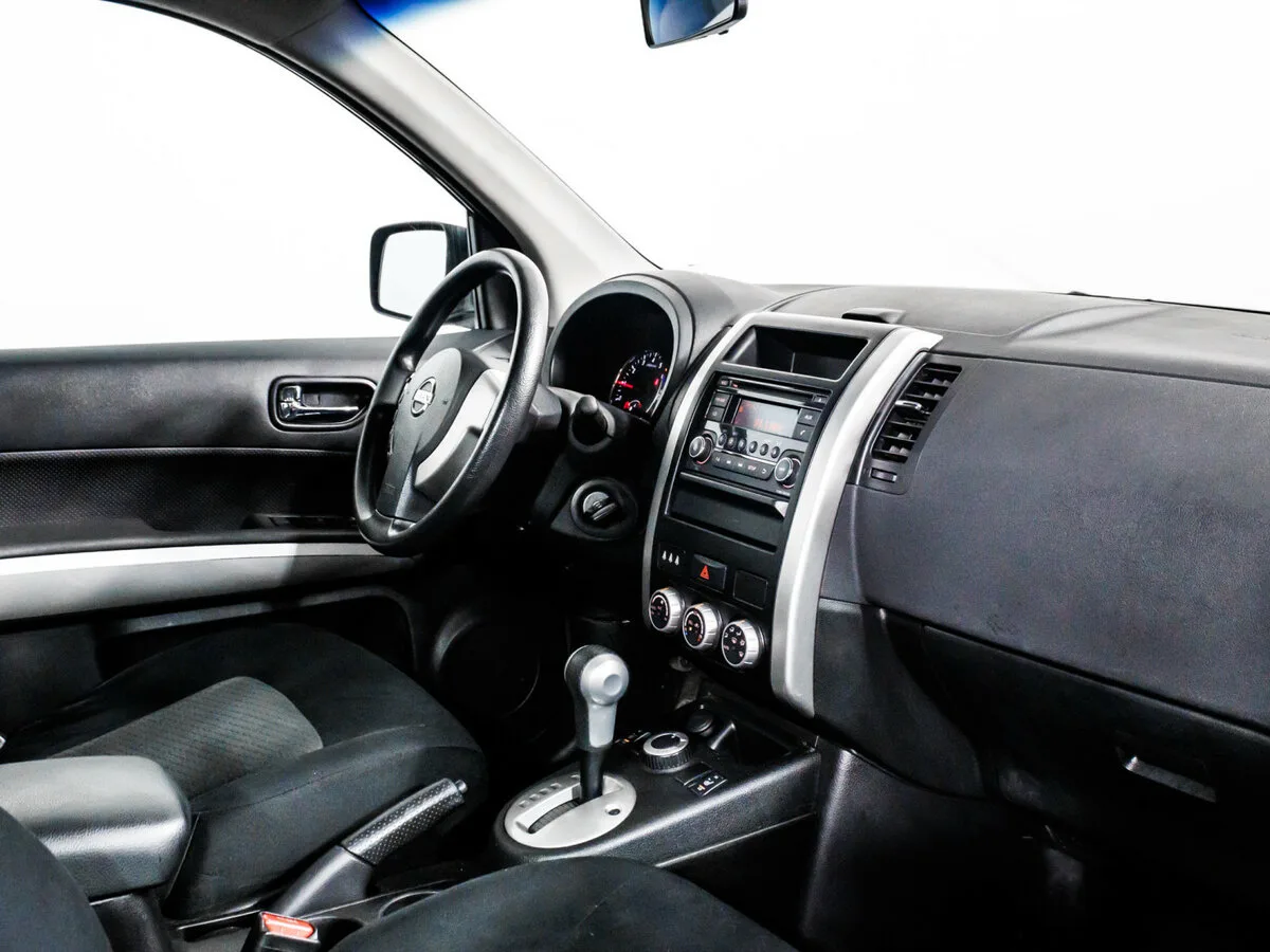 Nissan X Trail