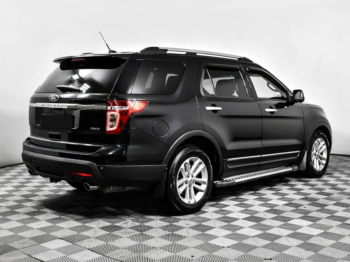 Ford Explorer