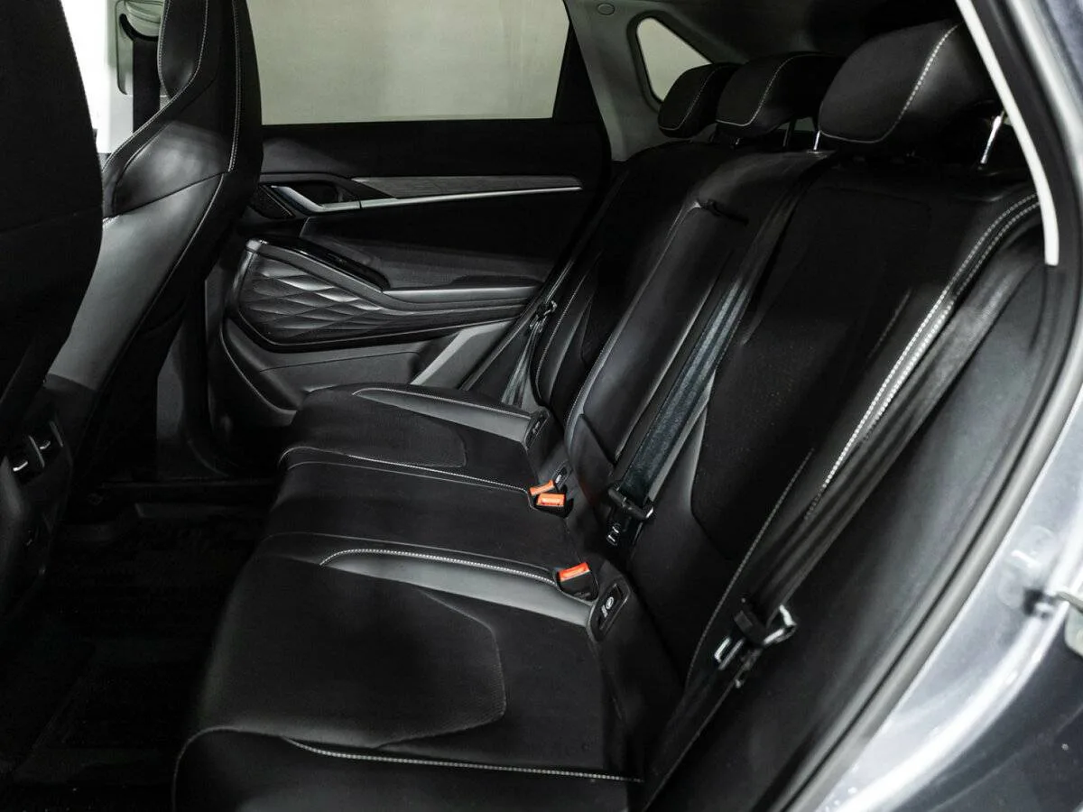 JAC JS6