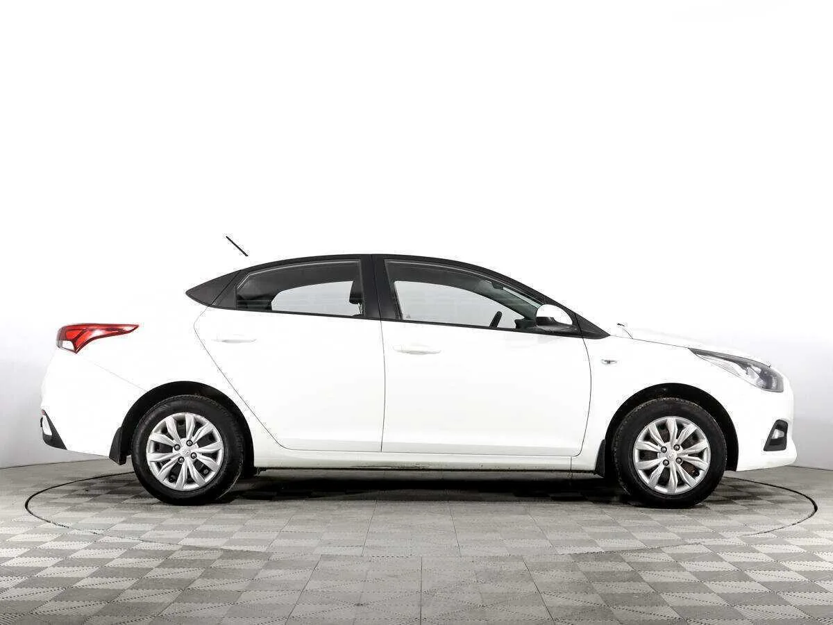 Hyundai Solaris