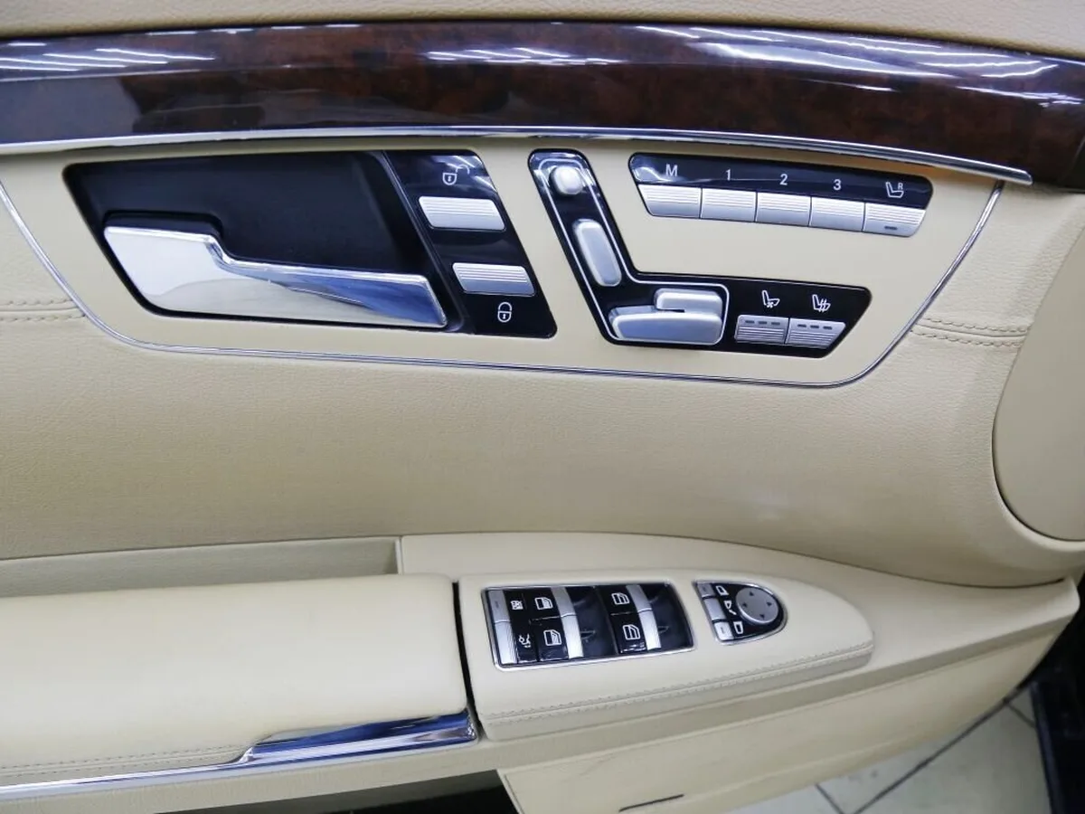 Mercedes-Benz S-Класс