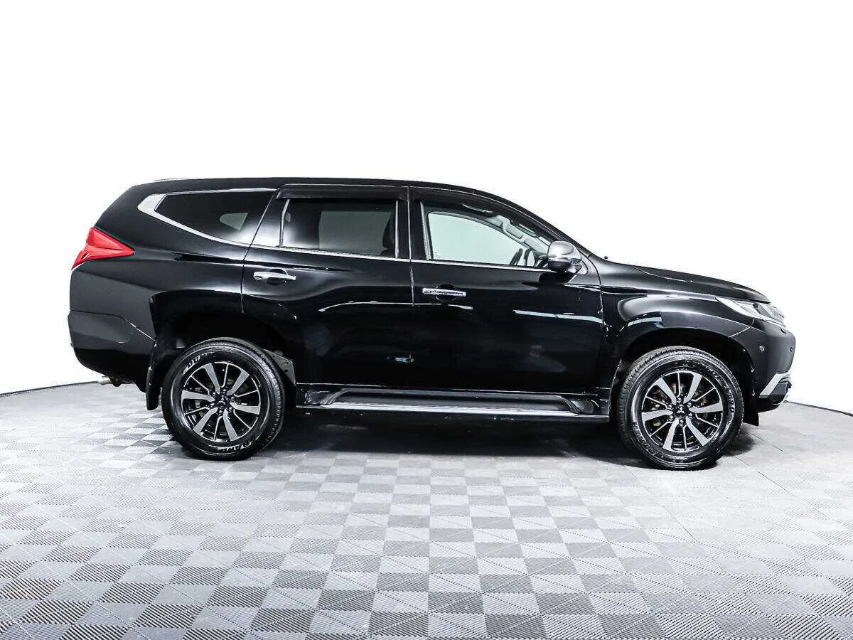 Mitsubishi Pajero Sport