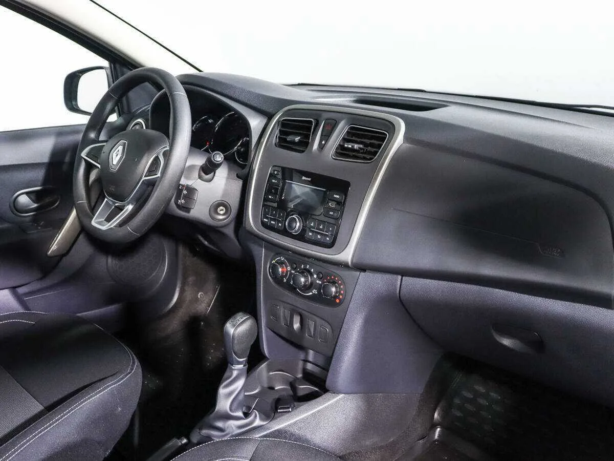 Renault Logan