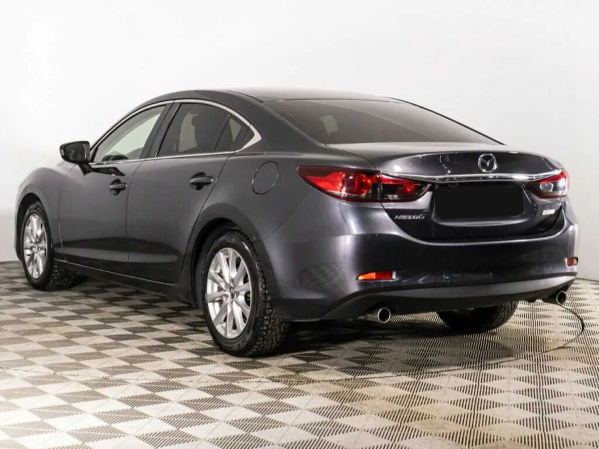 Mazda 6