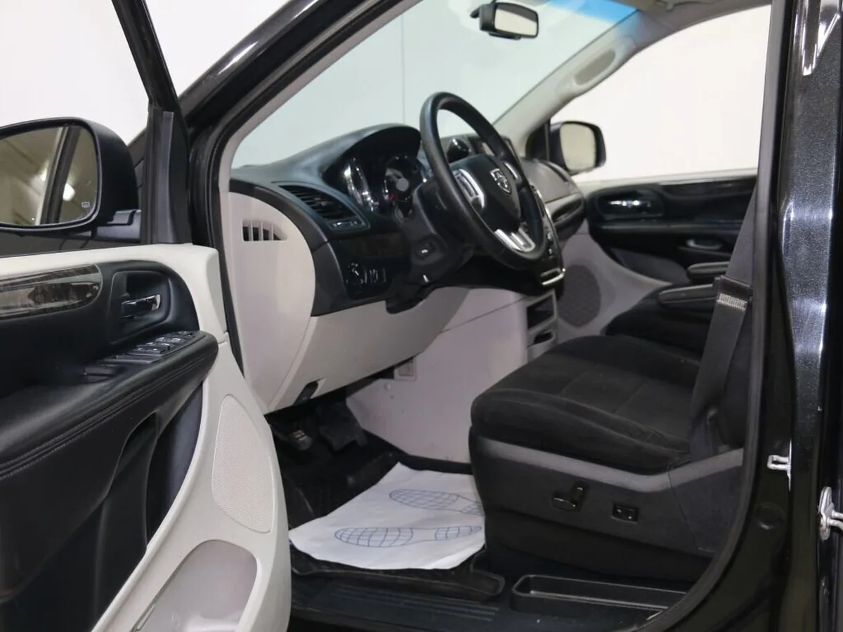 Dodge Caravan