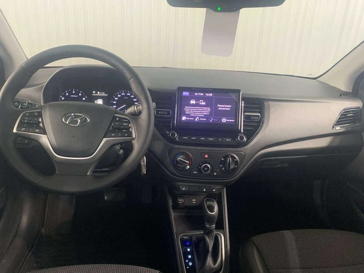 Hyundai Solaris
