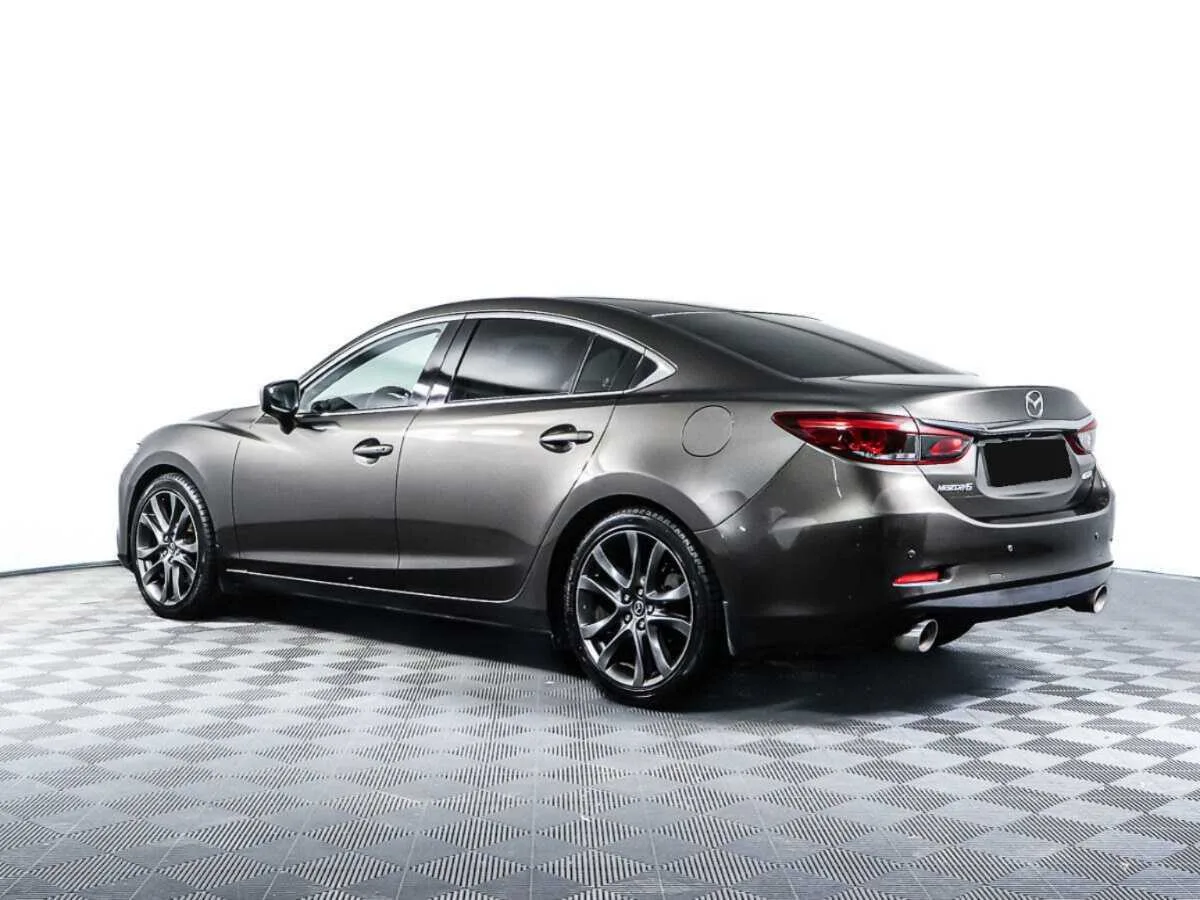 Mazda 6