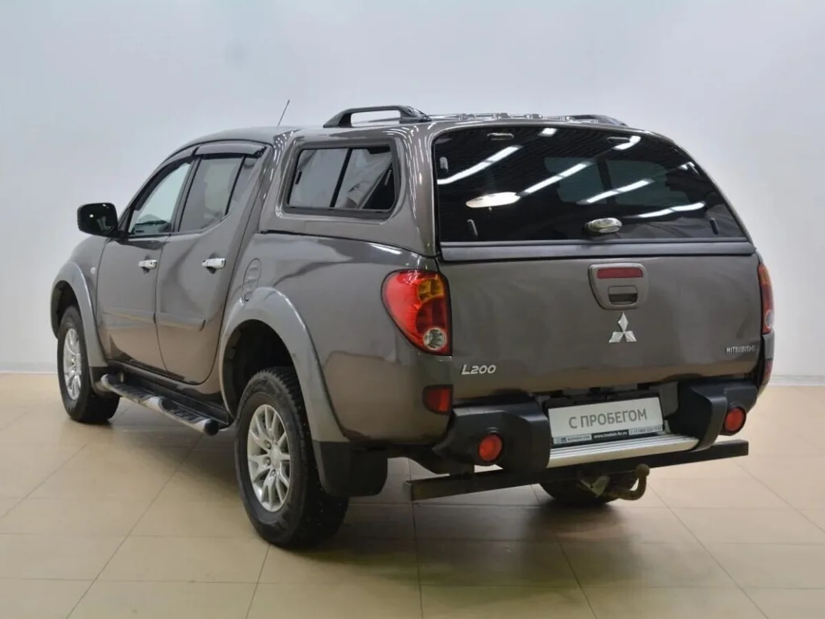 Mitsubishi L200