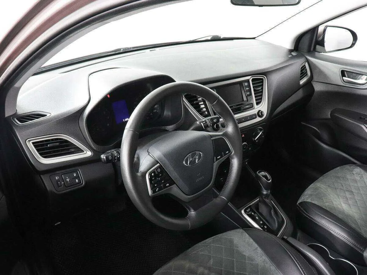 Hyundai Solaris