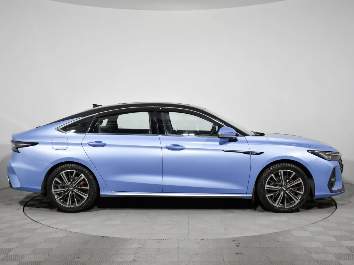 Chery Arrizo 8