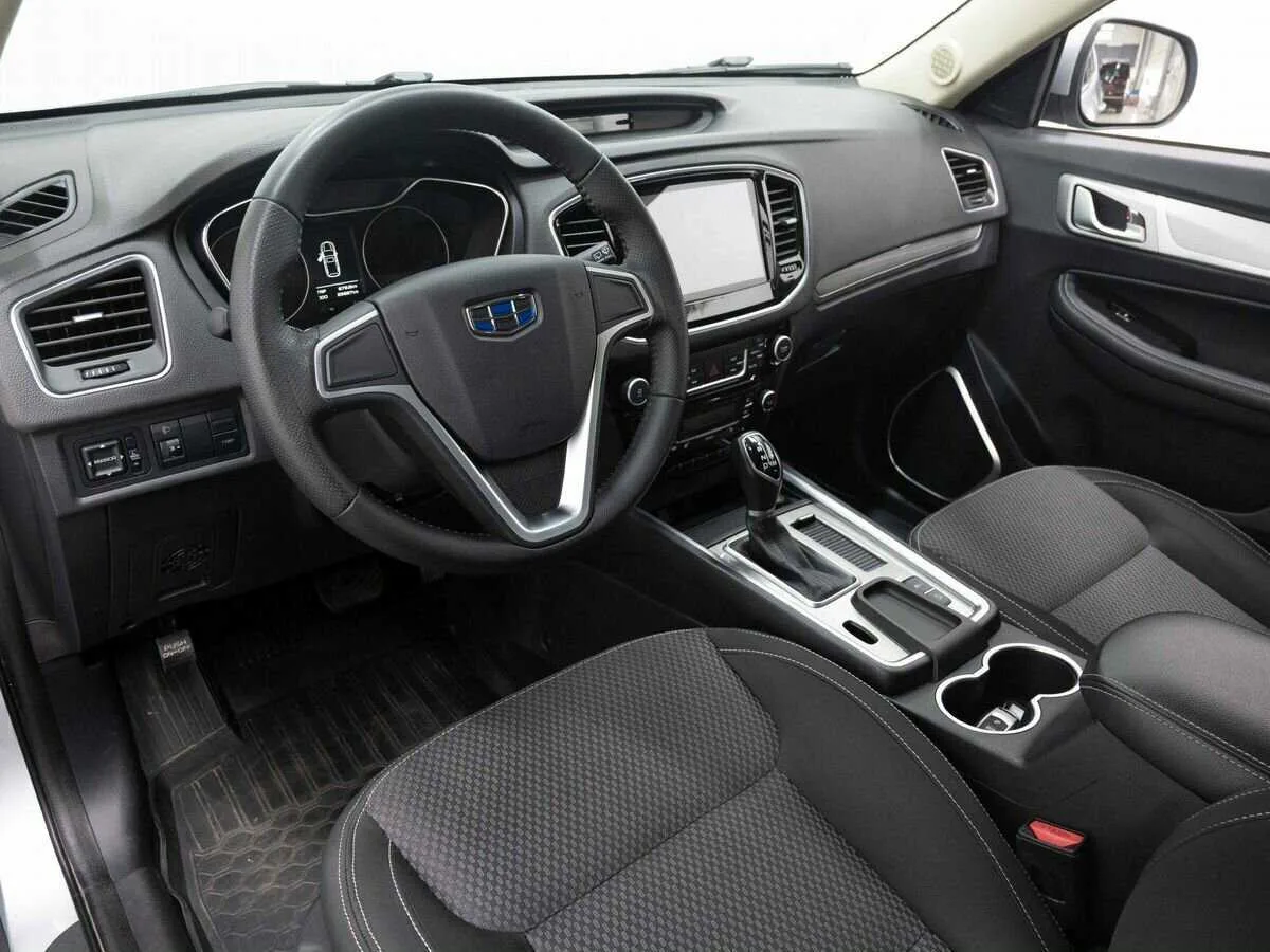 Geely Emgrand X7
