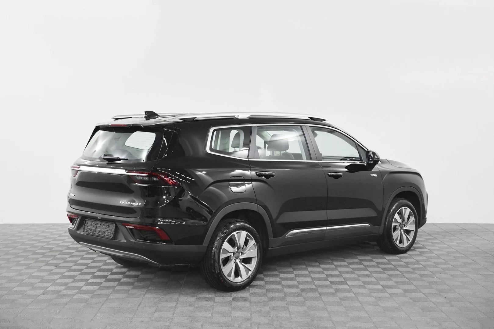 Geely Okavango