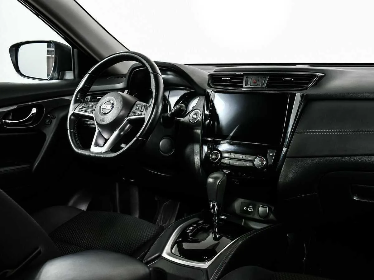 Nissan X Trail