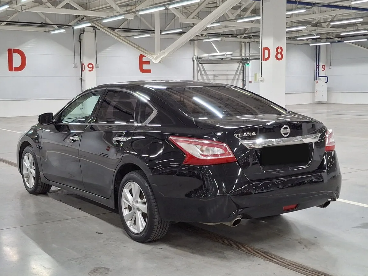 Nissan Teana