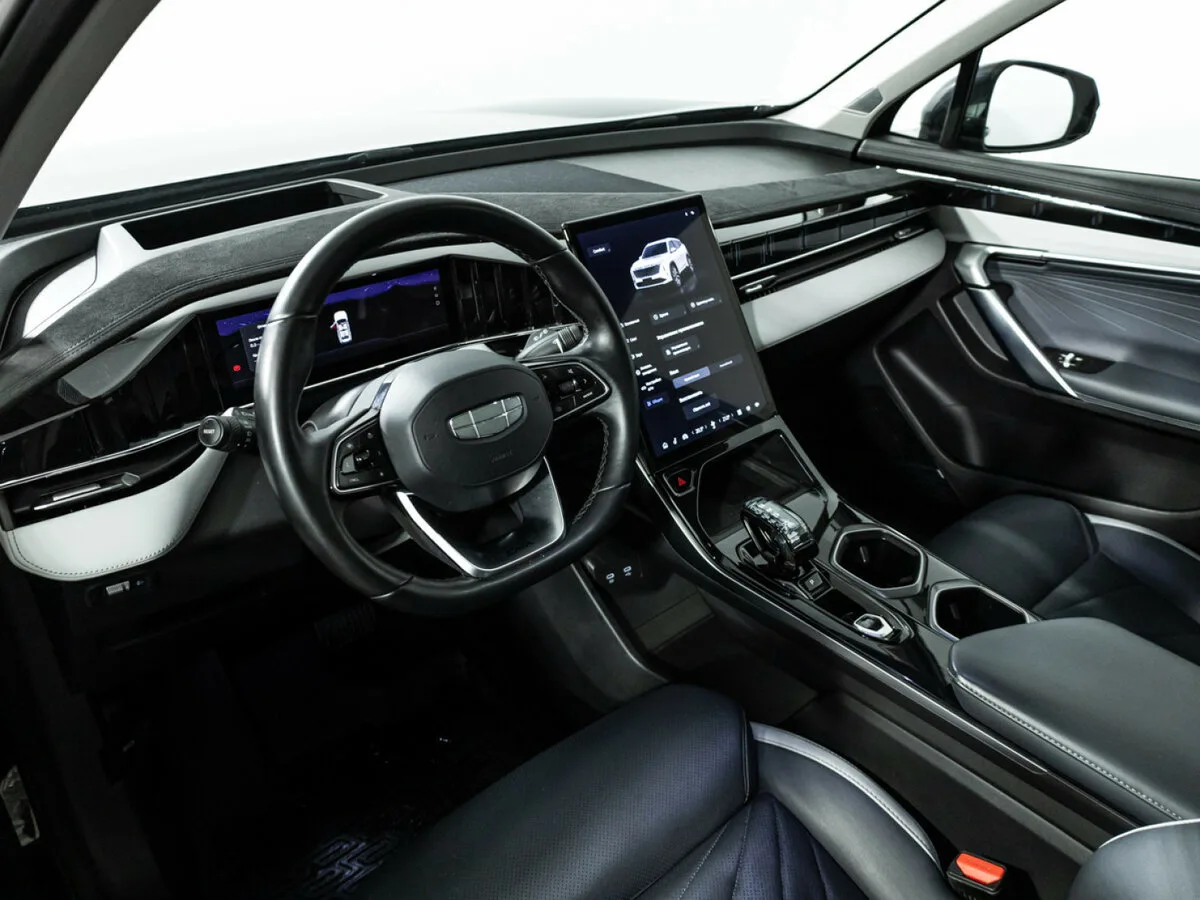 Geely Atlas