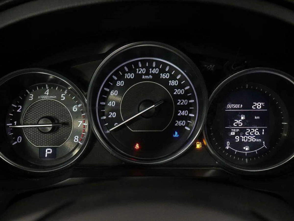 Mazda 6