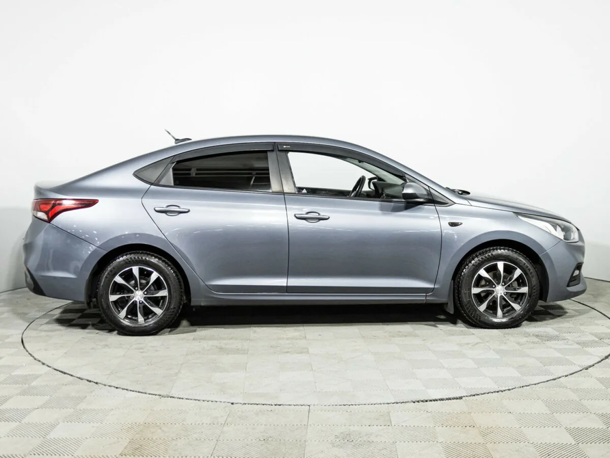 Hyundai Solaris
