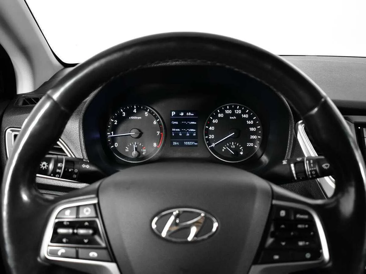 Hyundai Solaris