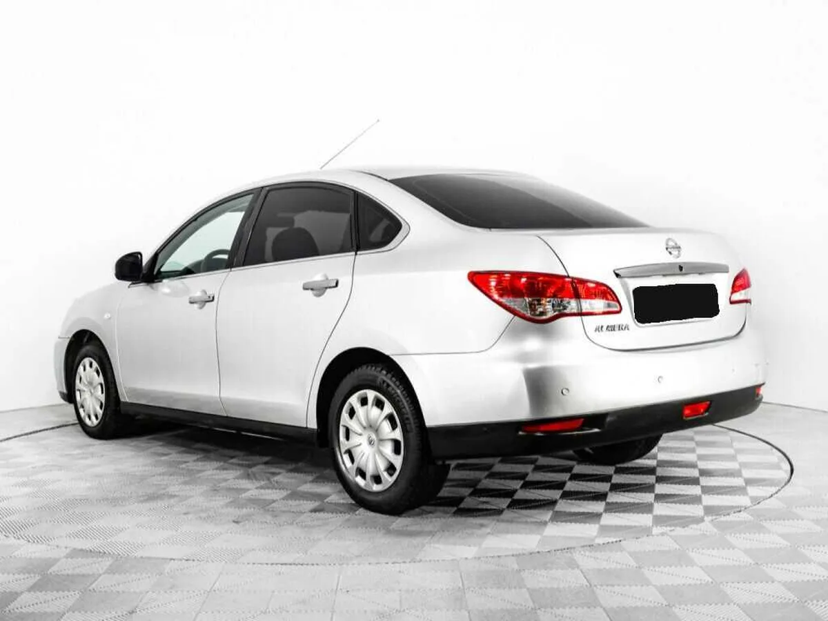 Nissan Almera