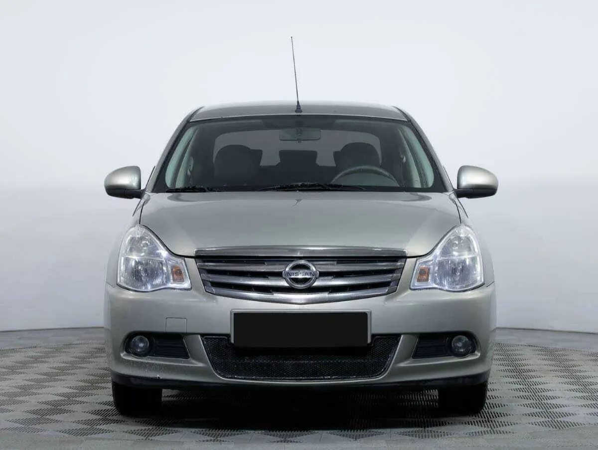 Nissan Almera