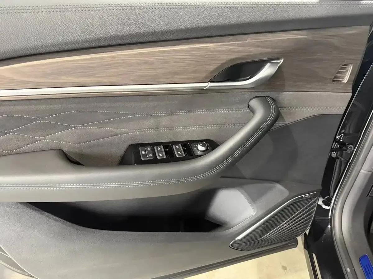 Geely Monjaro