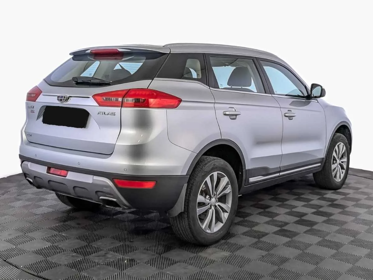 Geely Atlas