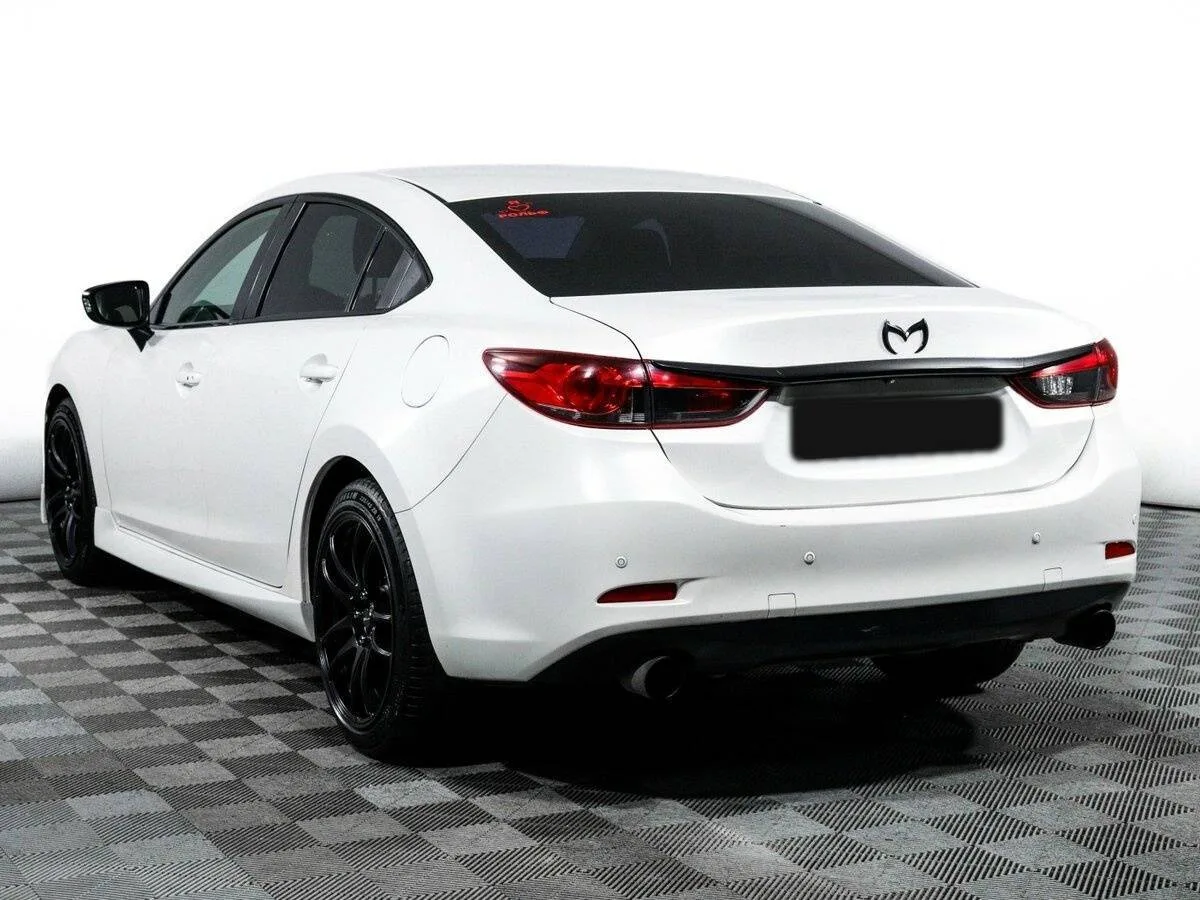 Mazda 6