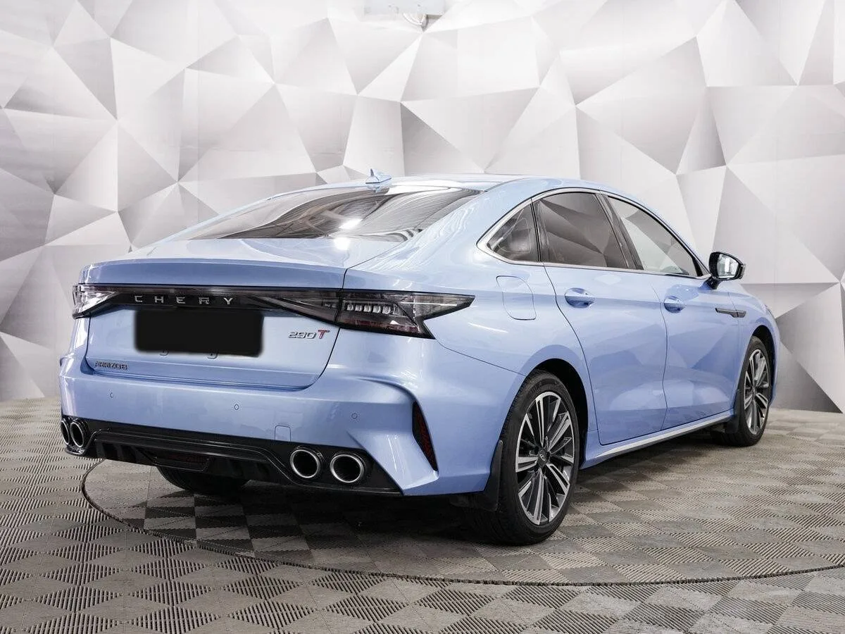 Chery Arrizo 8