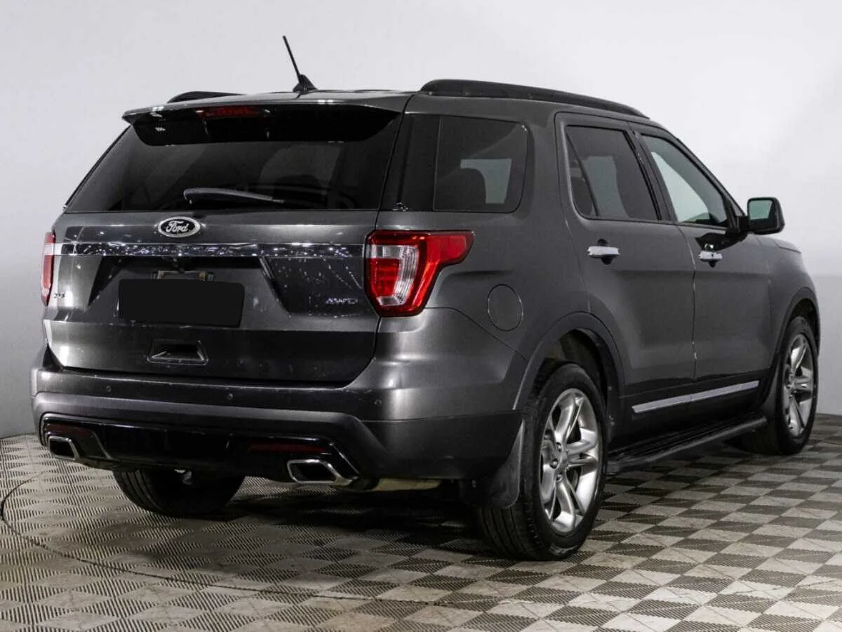 Ford Explorer