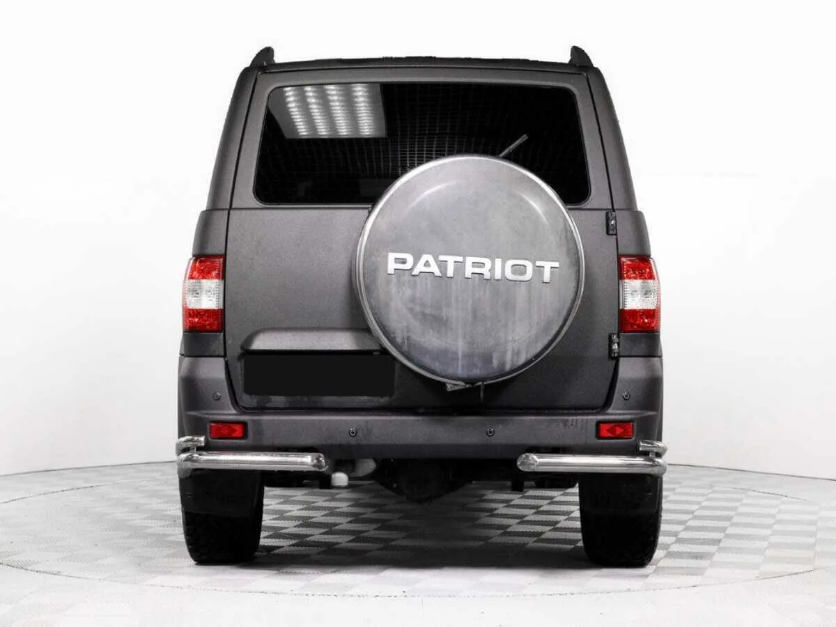 УАЗ Patriot