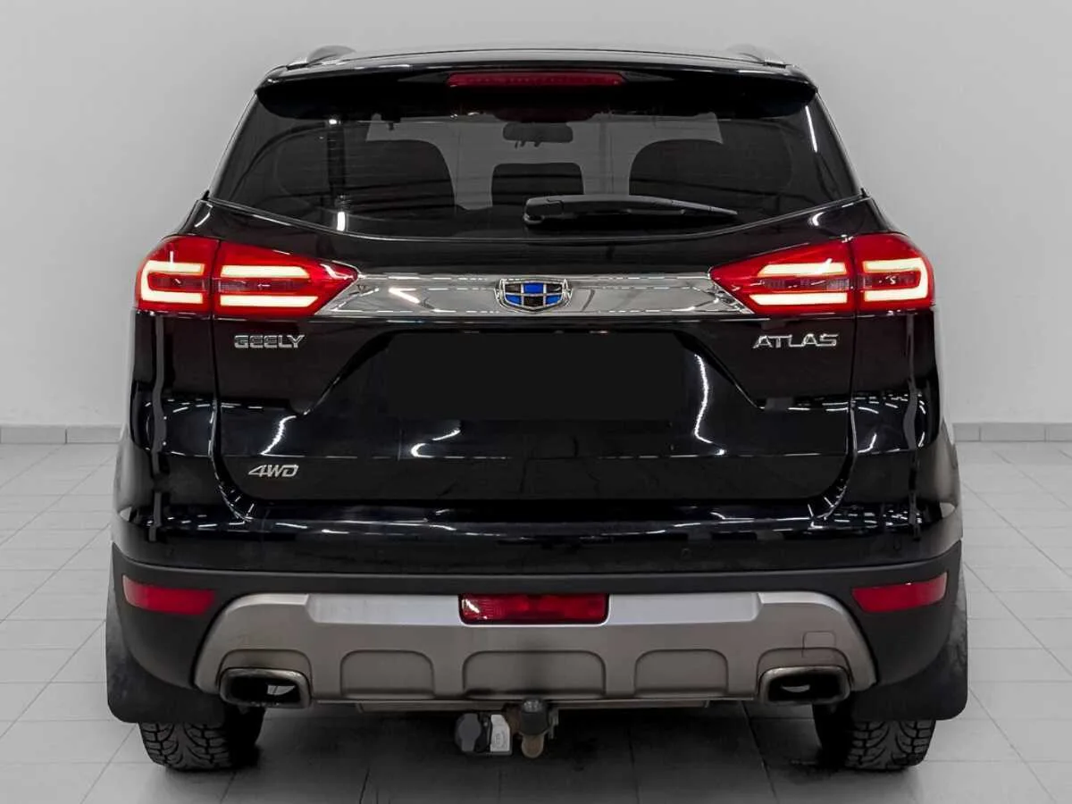 Geely Atlas