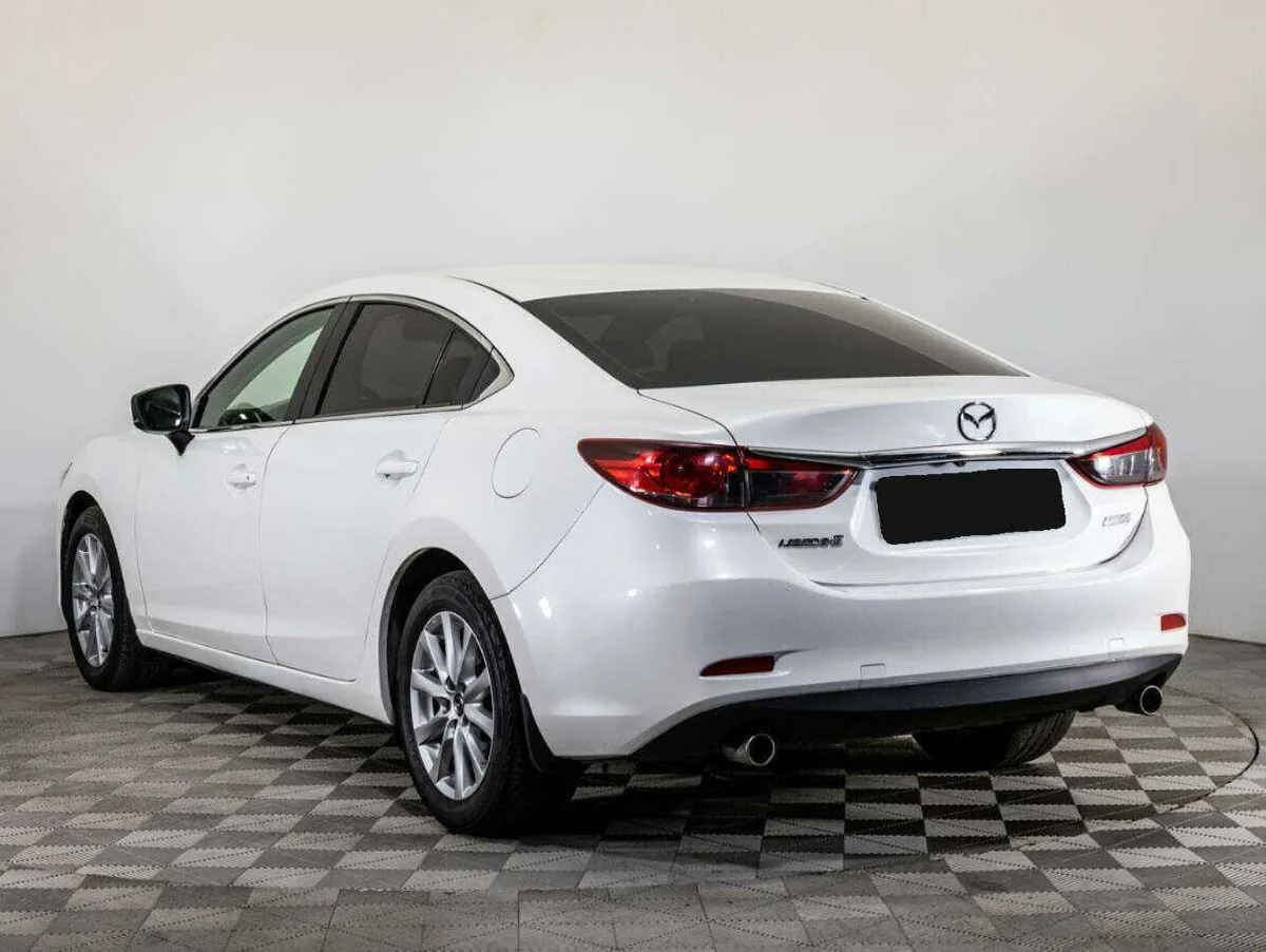 Mazda 6