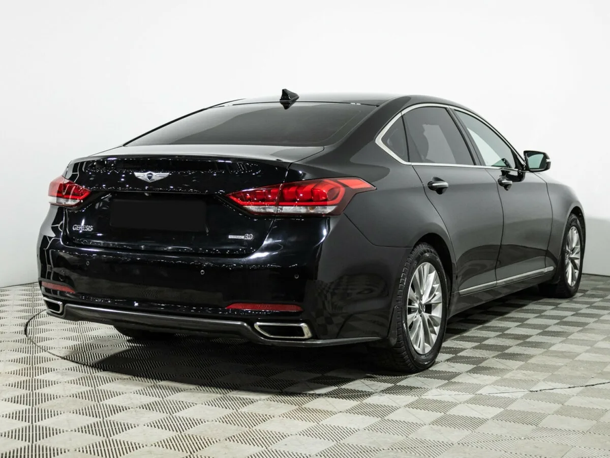 Hyundai Genesis