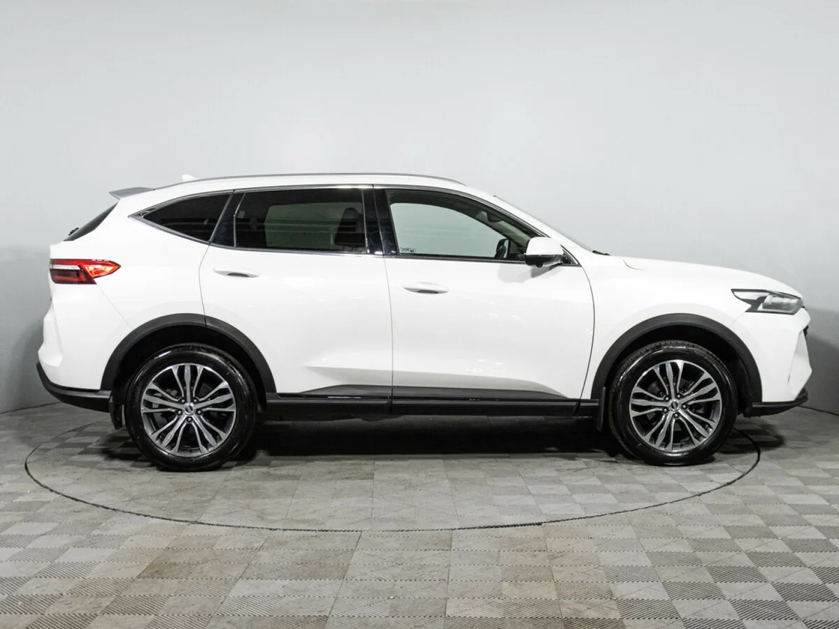 Haval F7