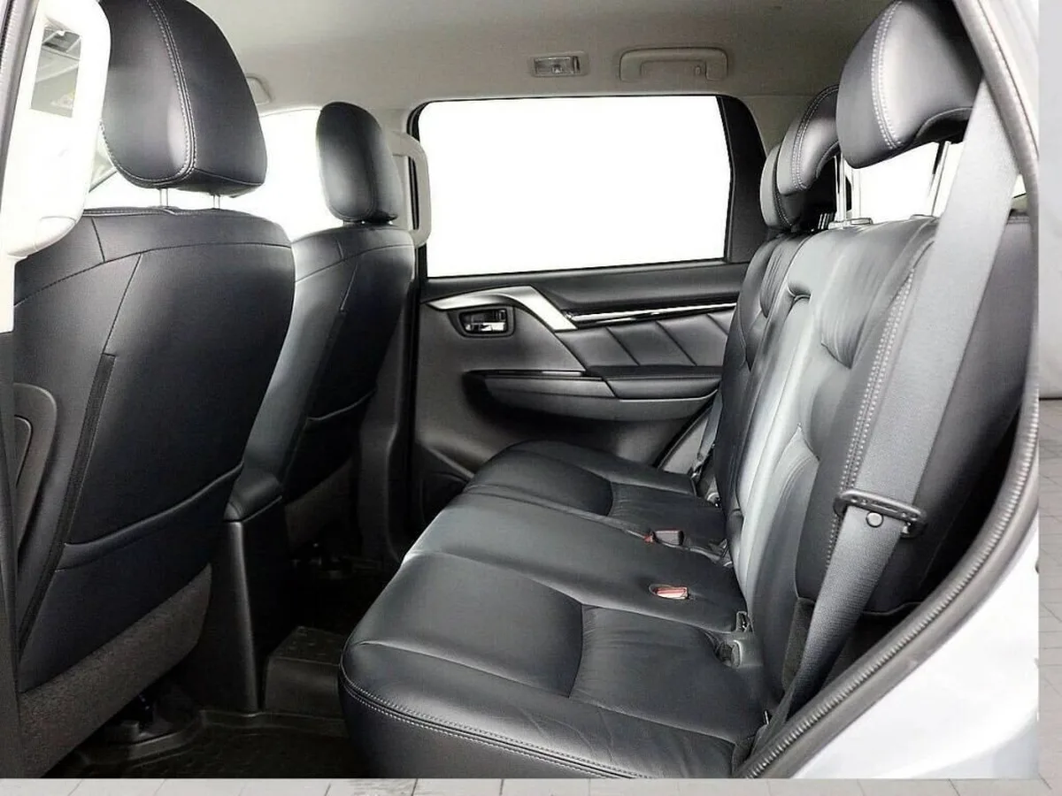 Mitsubishi Pajero Sport