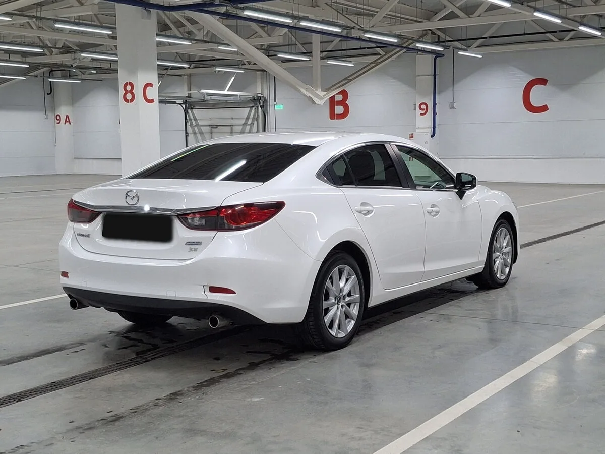 Mazda 6