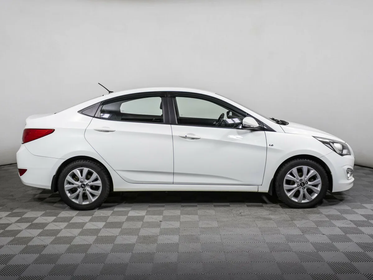 Hyundai Solaris