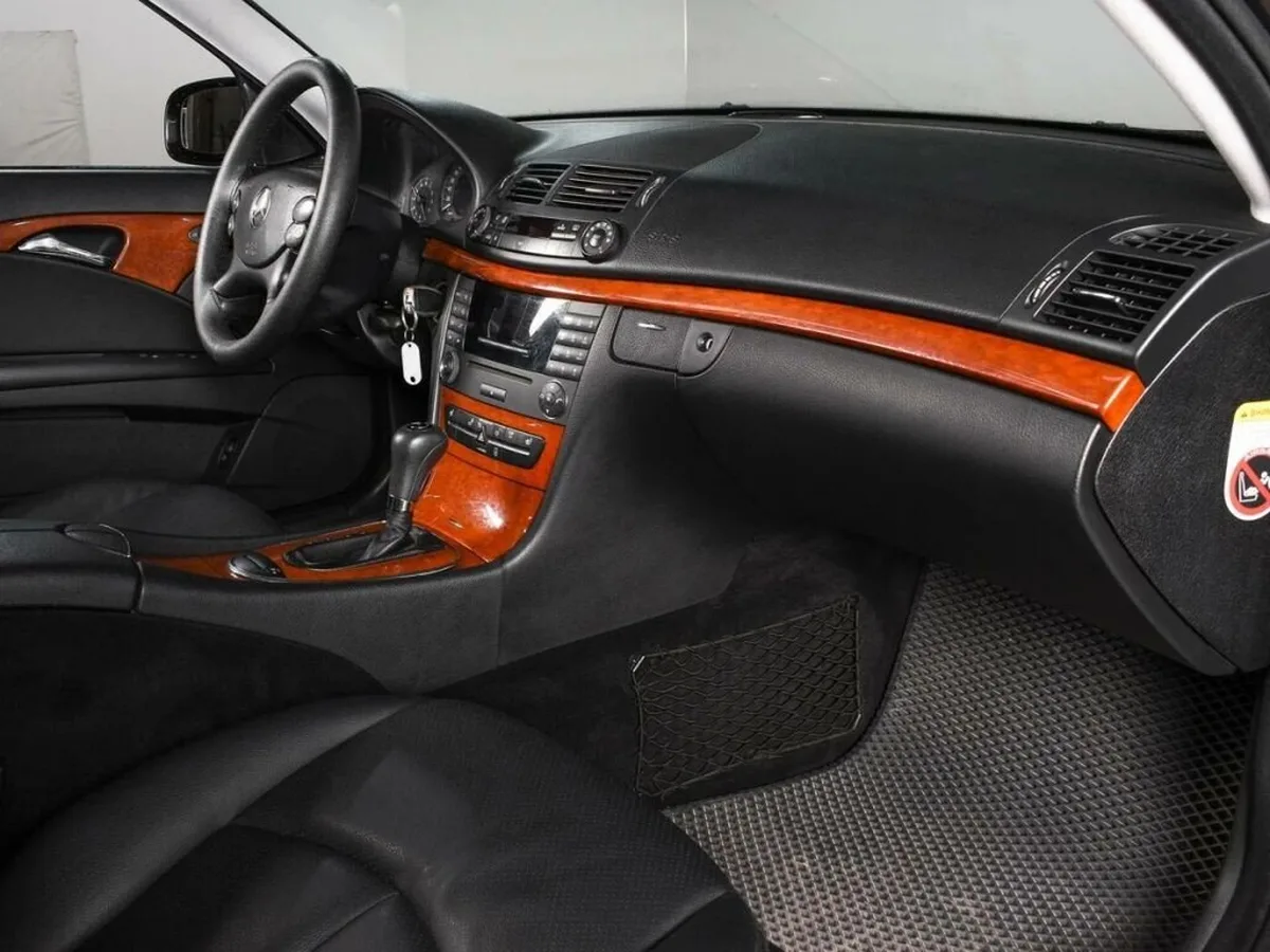 Mercedes-Benz E-Класс